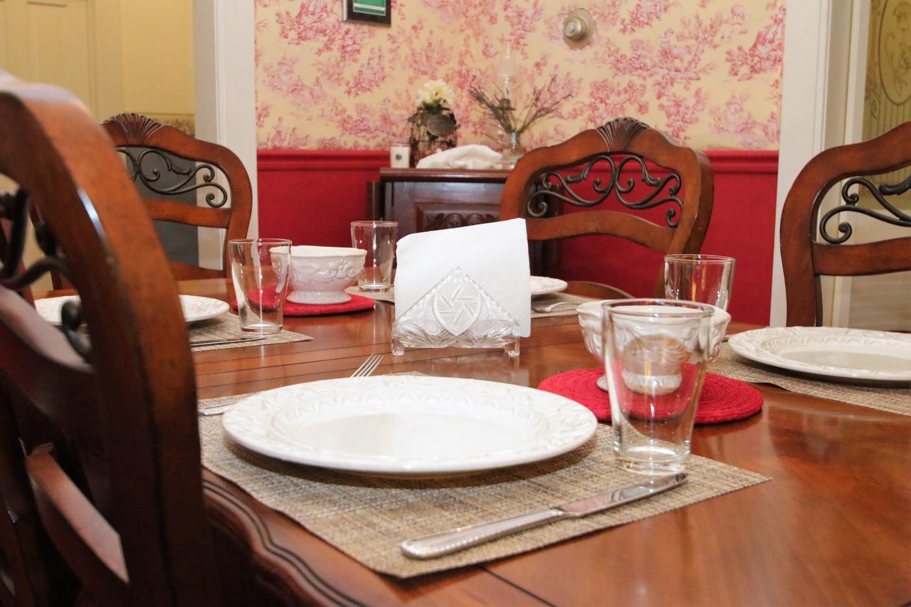 Central City Skye Cottage Bed & Breakfast מראה חיצוני תמונה