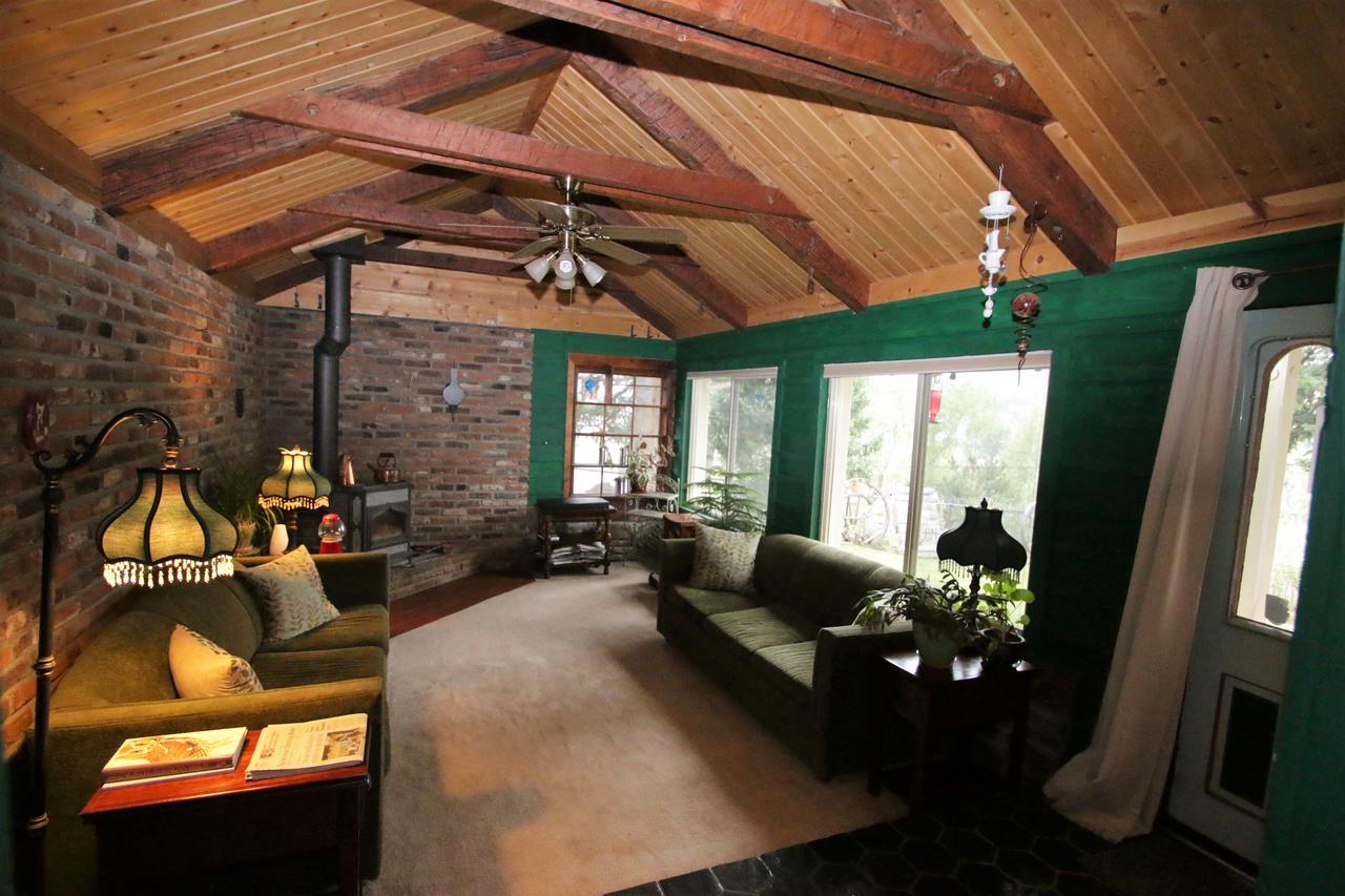 Central City Skye Cottage Bed & Breakfast מראה חיצוני תמונה